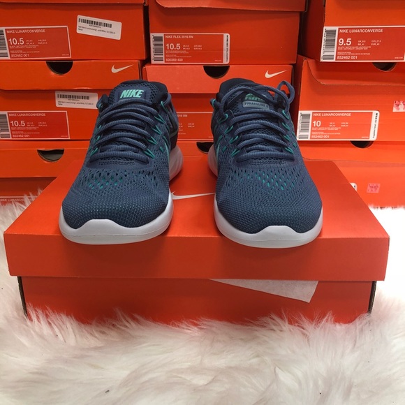 Nike WMNS Nike Lunarglide 8 - Picture 4 of 8